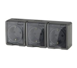 Розетки влагозащитные трехместные