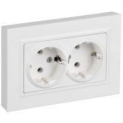 BRITE Розетка 2-местная с заземлением без защитных шторок плоская 16А в сборе РСПл12-3-БрАБ арктический белый IEK