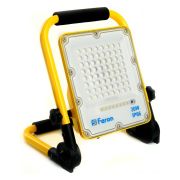 Прожектор светодиодный ДО-30w переносной аккумуляторный 6400K IP66 с зарядным устройством